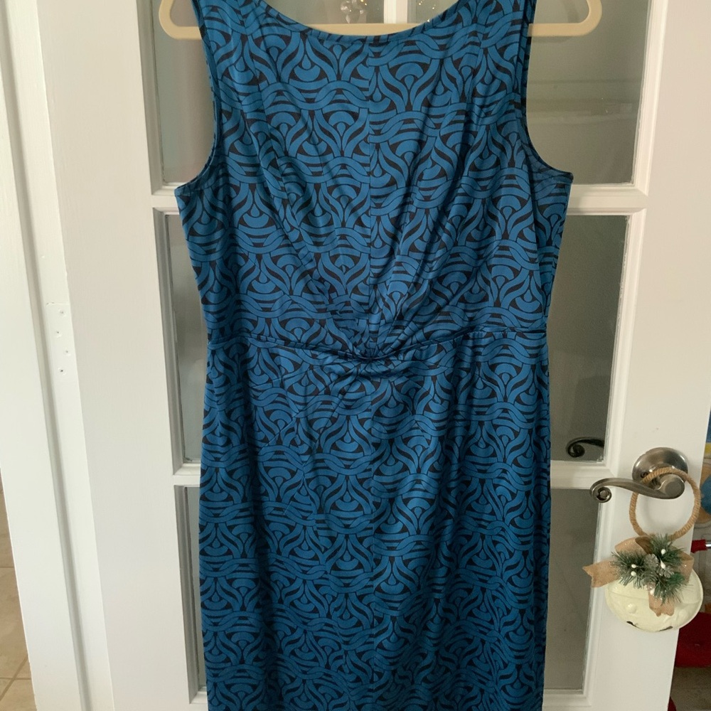 Elegant Blue Patterned Dress
